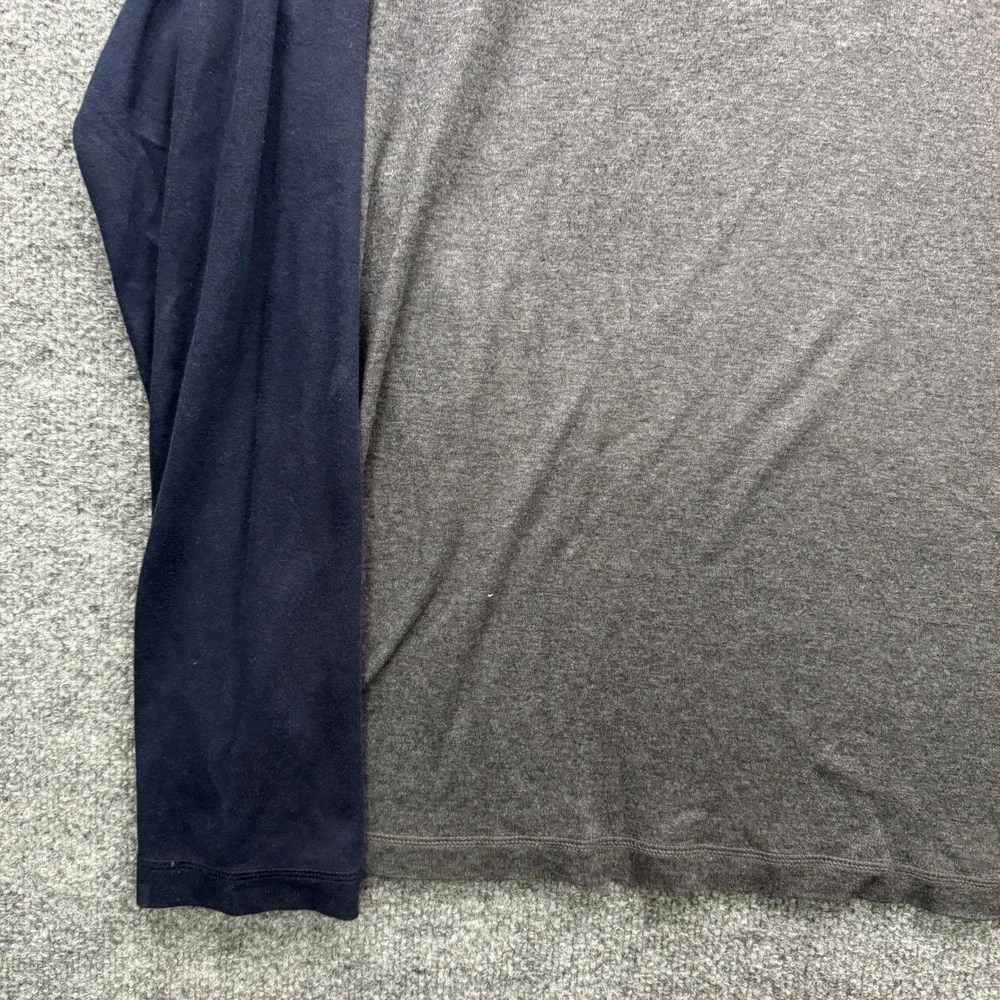Banana Republic brand banana